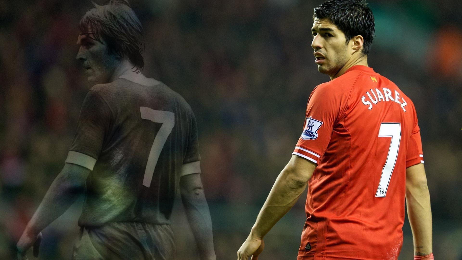 皇家马德里与巴塞罗那西甲巅峰对决，本泽马绝杀助白衣军团登顶