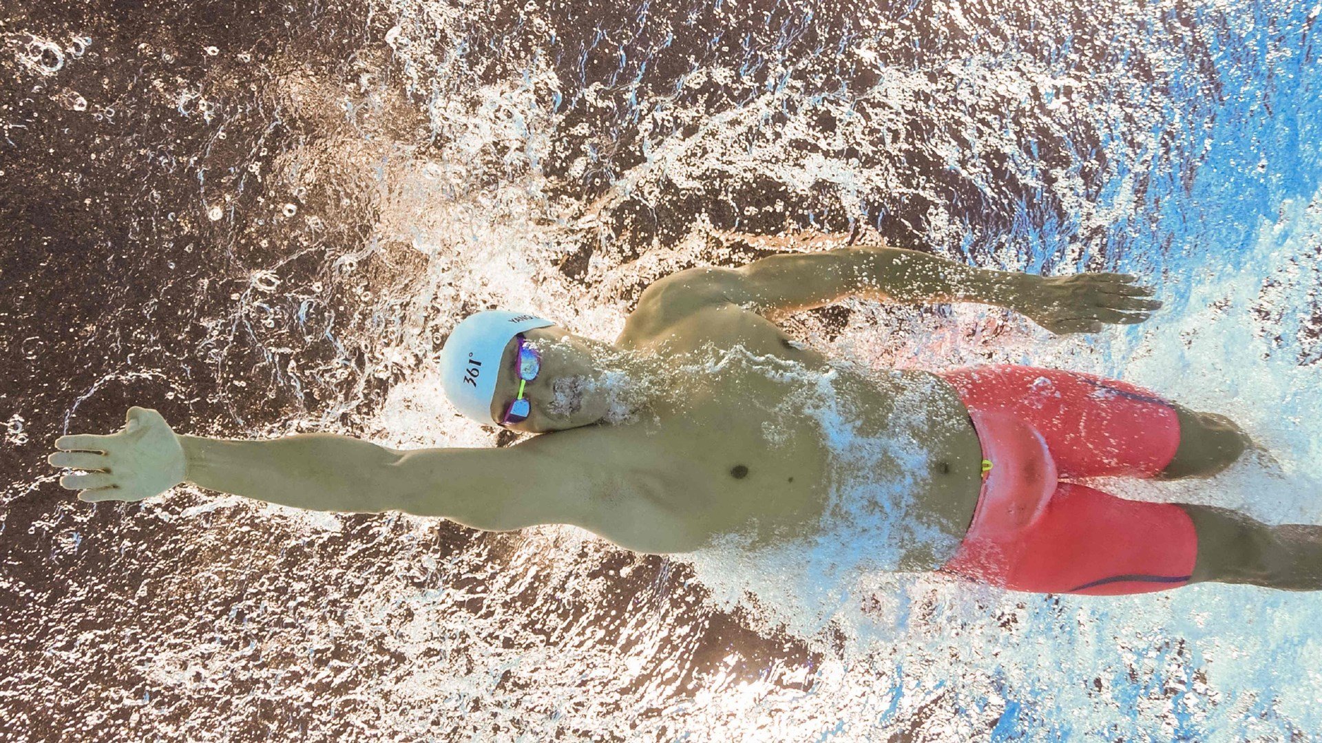 法国泳将打破尘封十年世界纪录 巴黎奥运周期再掀波澜